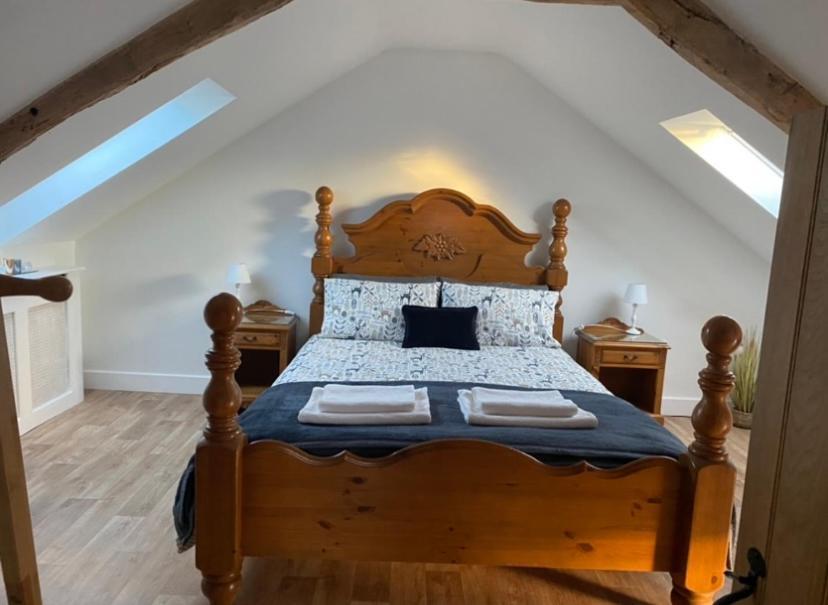 Pippin Lodge Llanwrda Eksteriør billede